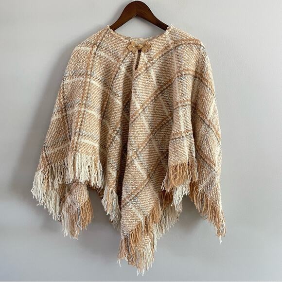 Boyne Valley Weavers | Poncho Cape Sweater Ireland Made Frinched Alpaca Plaid OS - Picture 3 of 9